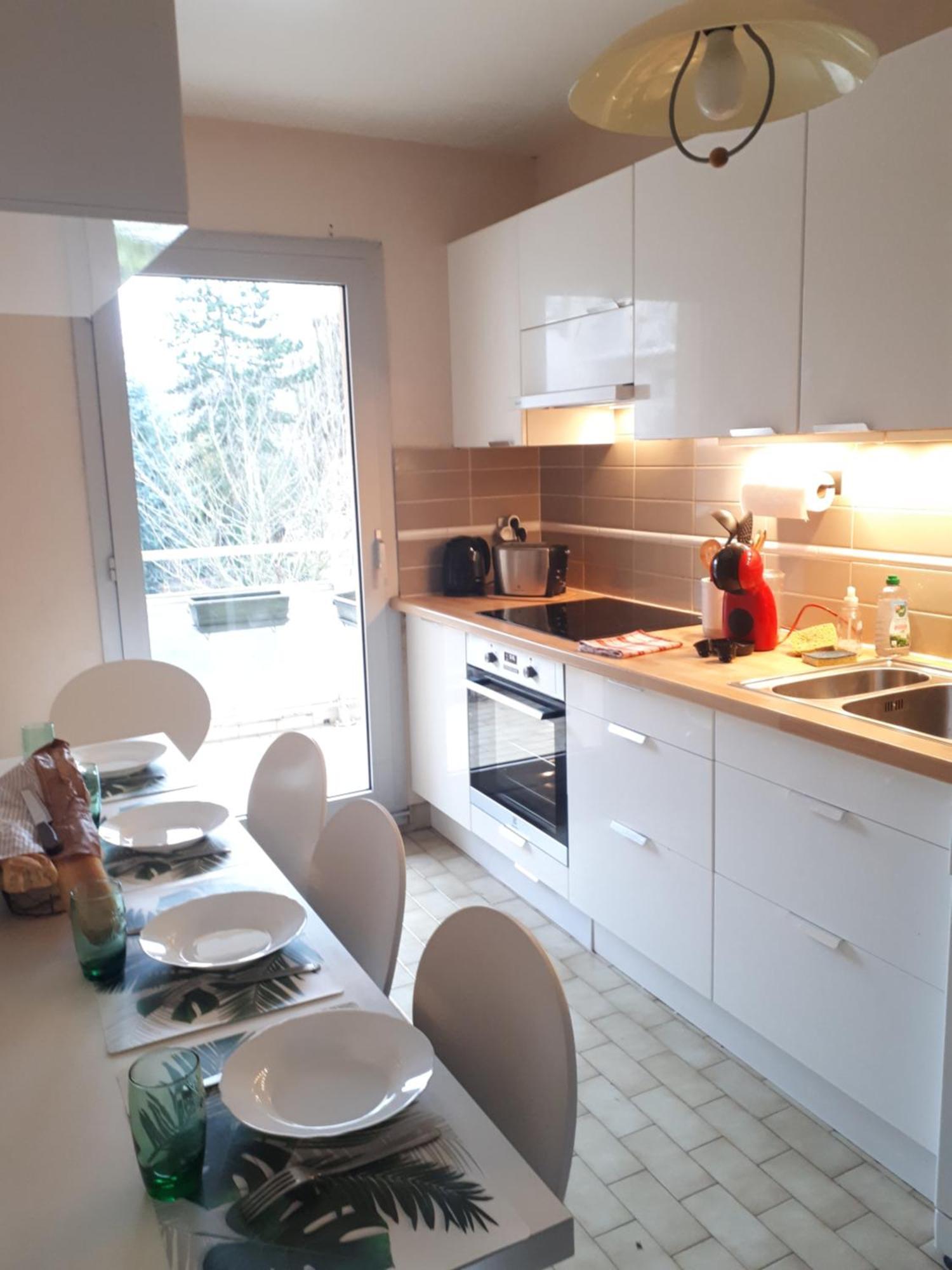 Appartement 3 Chambres 5 Couchages Версал Екстериор снимка
